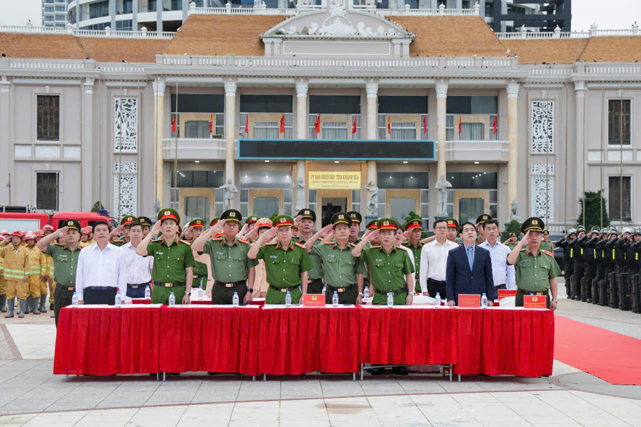 KHÁNH HÒA RA QUÂN ĐẢM BẢO AN NINH – AN TOÀN DU LỊCH DỊP TẾT BÍNH NGỌ 2026