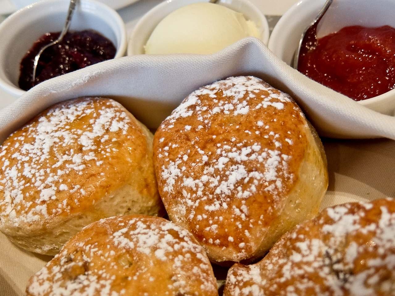 scones-1671639209.jpg