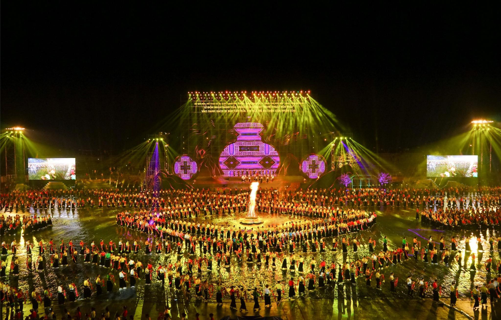 Lễ hội Văn hoá và Du lịch Mường Lò 2022 được trao giải Vàng khu vực Châu Á- Thái Bình Dương