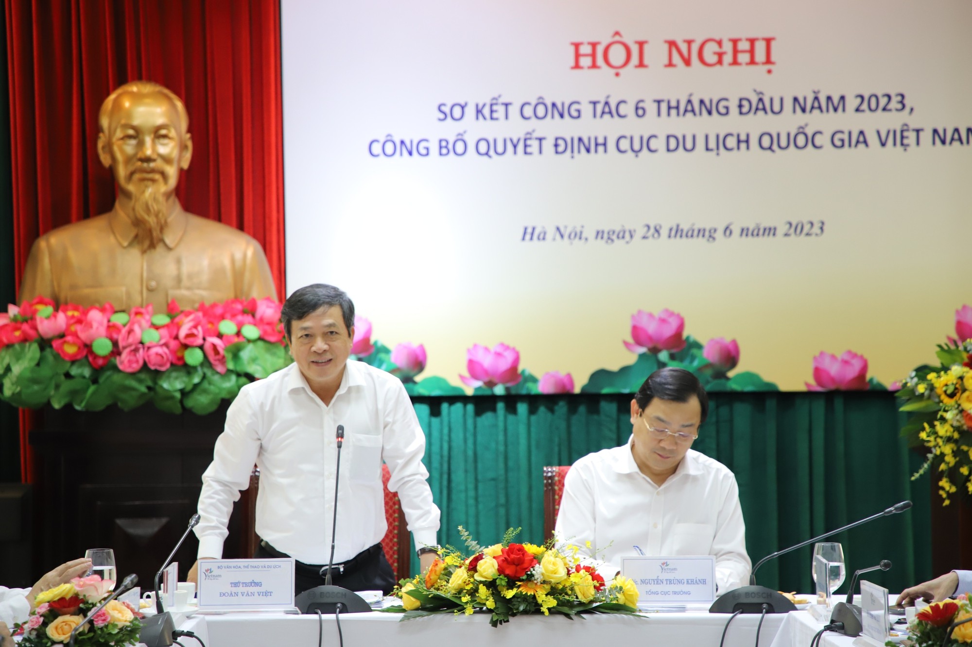 thu-truong-doan-van-viet-1688020815.jpg