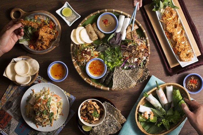 Báo quốc tế ca ngợi Hội An là "thủ đô ẩm thực Việt Nam", gợi ý loạt món ăn nhất định phải thử