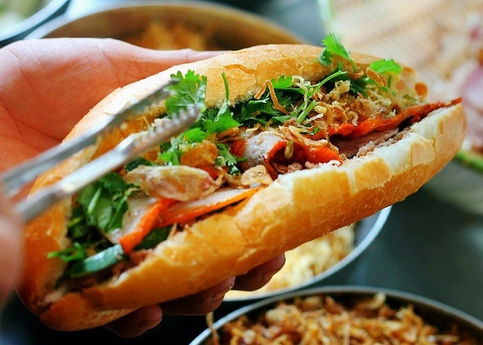 banh-mi-viet-nam-13-1699862569-1706721234.jpg