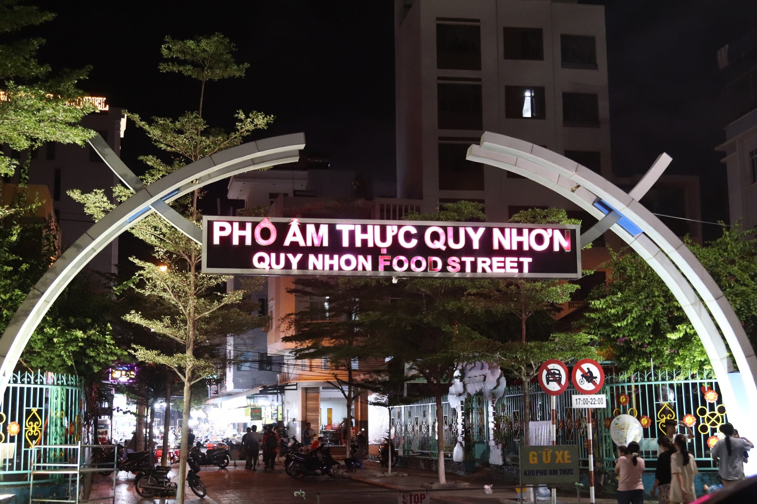 pho-am-thuc-quy-nhon-8-1709606064.jpg