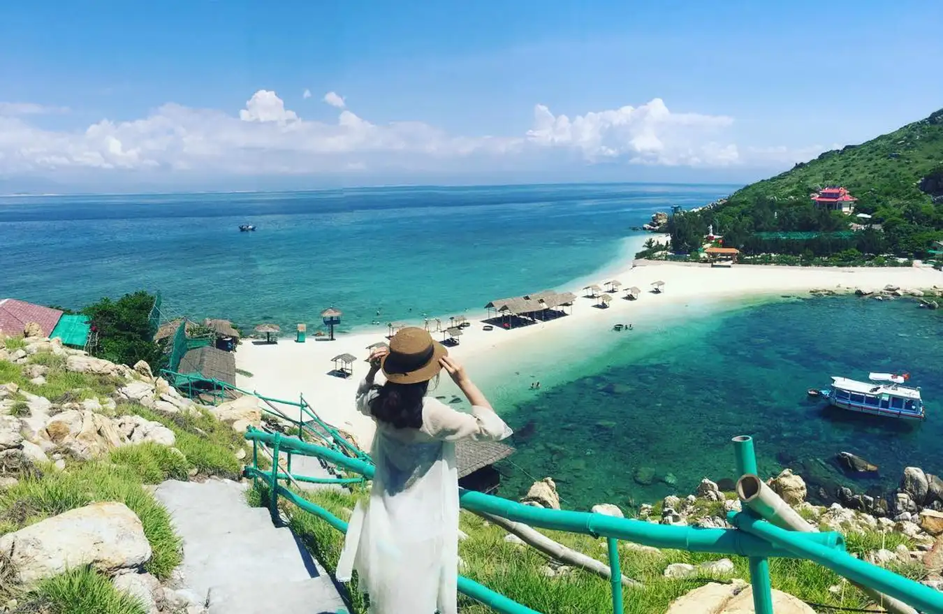 Du khách Hàn Quốc "phải lòng" nhiều bãi biển xanh cát trắng tại Việt Nam