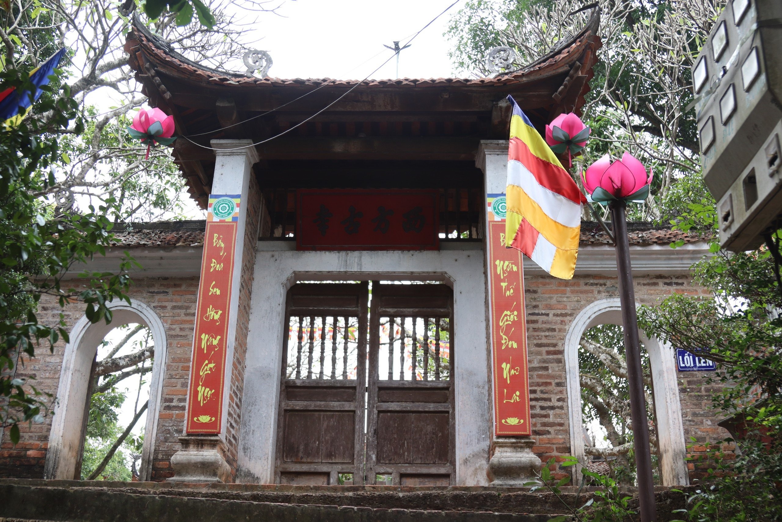 chua-tay-phuong-2-1712212275.jpg