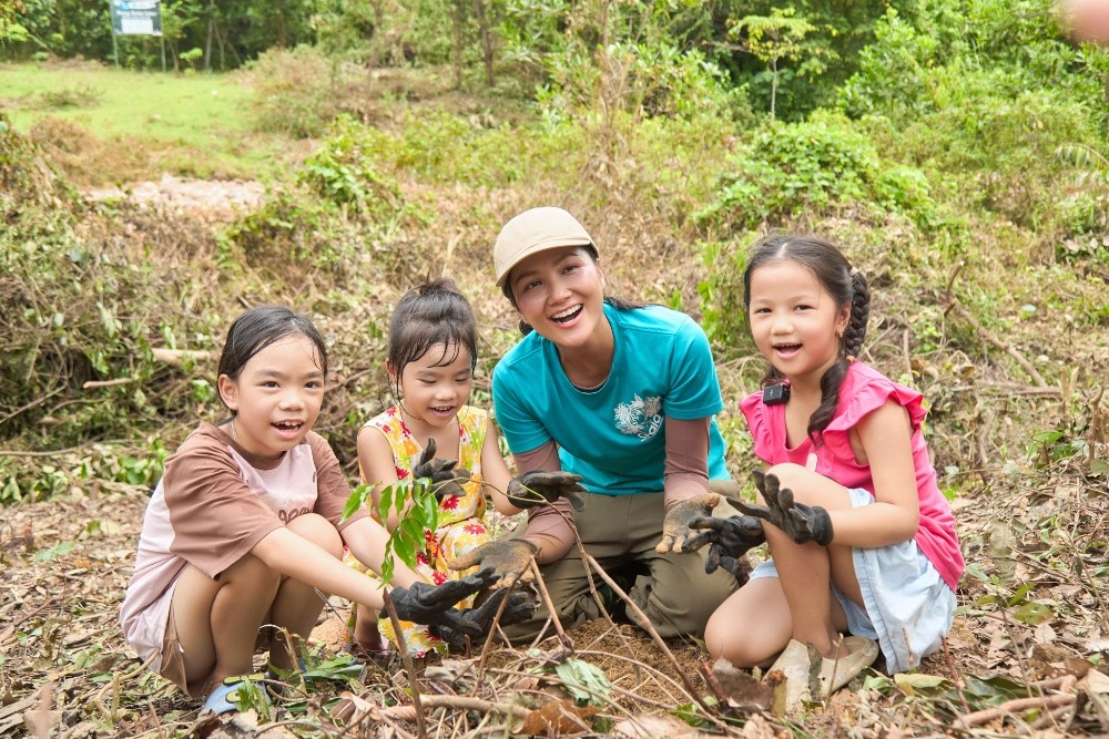 hoa-hau-hhen-nie-trong-rung-thanh-hoa-0271-1-1724093205.jpg