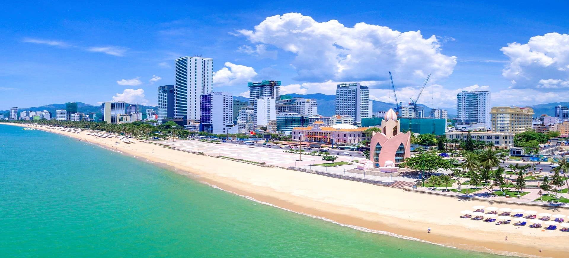 bai-bien-nha-trang-topbanner-1741923124.jpeg