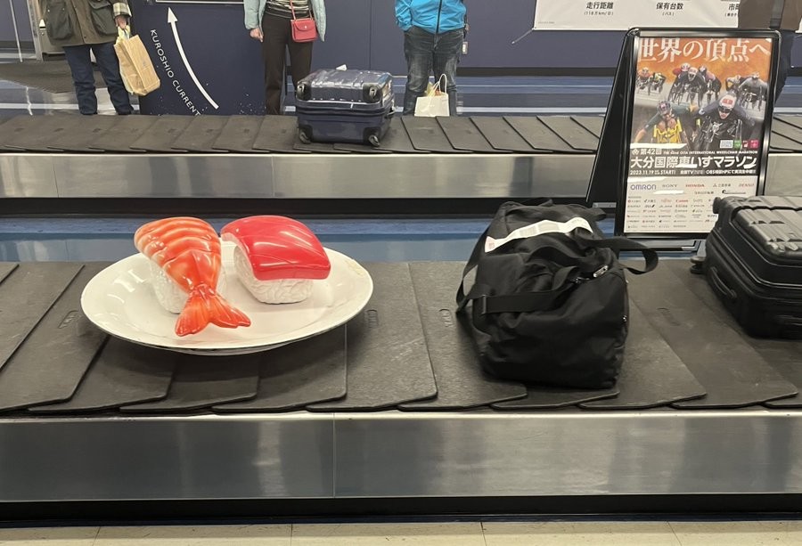 sushi-baggage-claim-1747710143.jpg