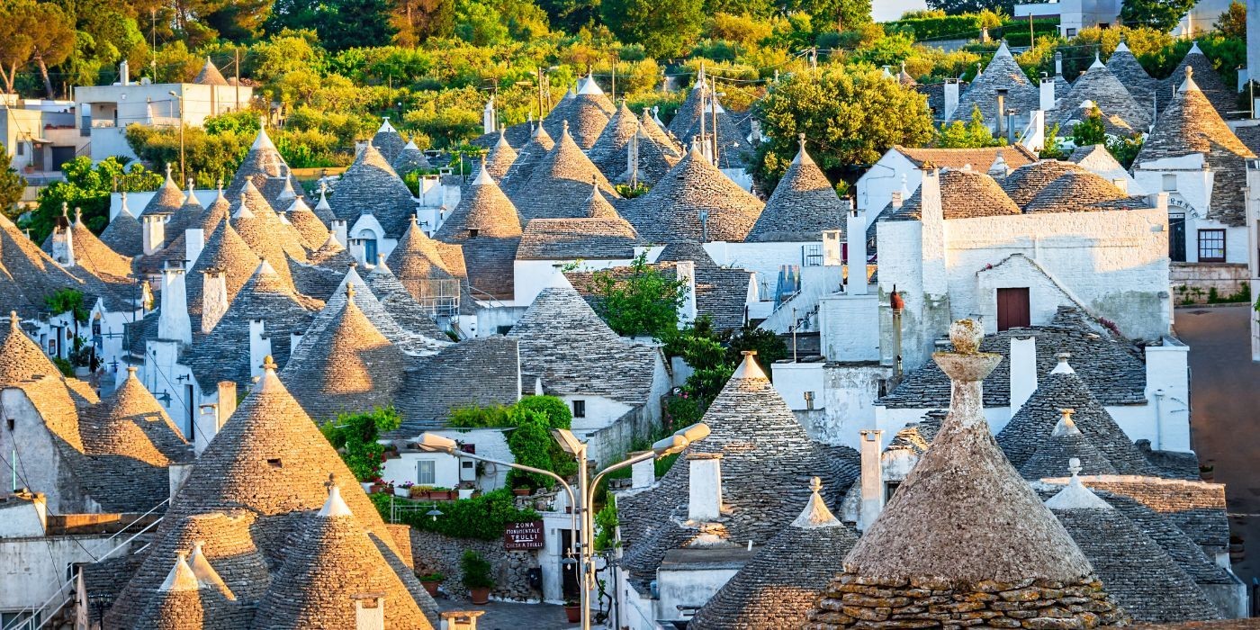 1404-trulli-alberobello-puglia-1747886751.jpg
