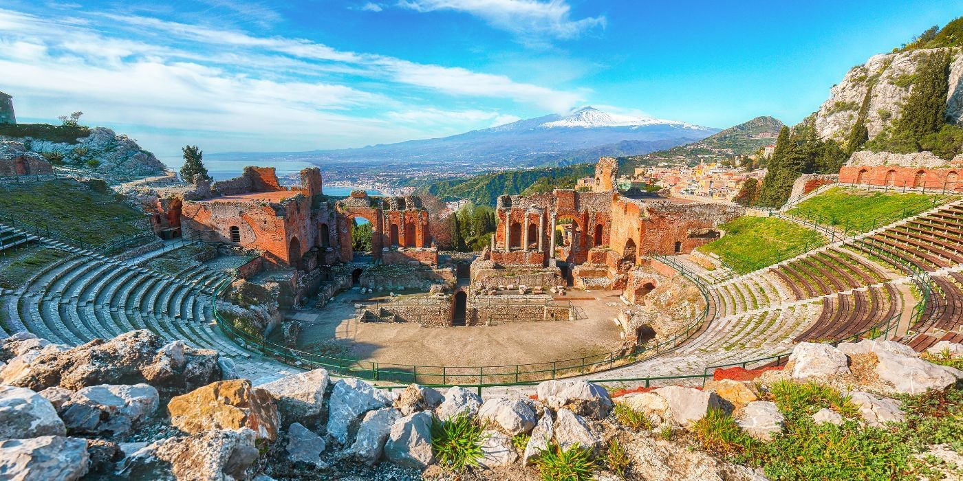 1433-teatro-antico-greco-taormina-1747886339.jpg