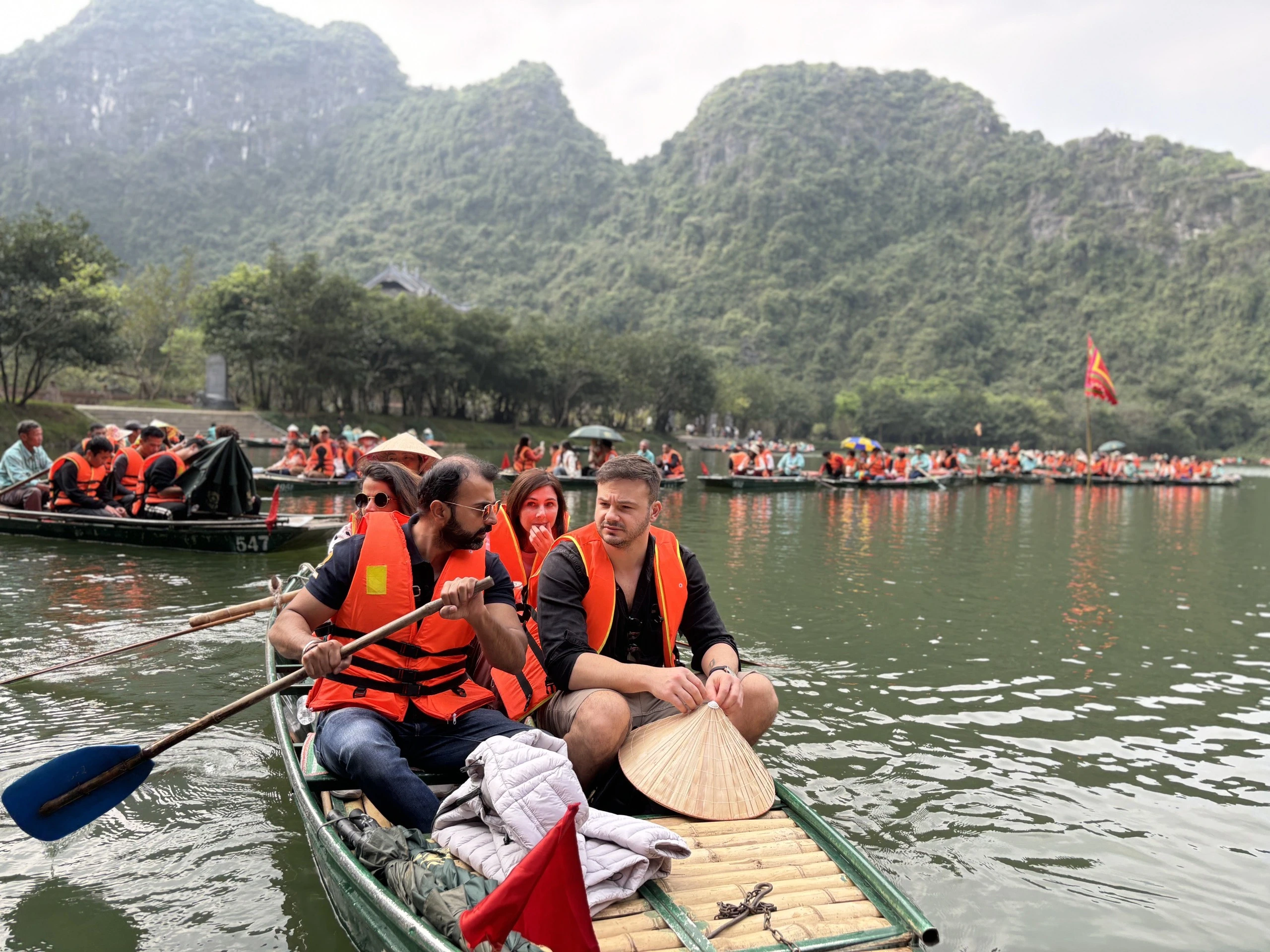khach-quoc-te-2-1711982737464605136918-1749619310.webp