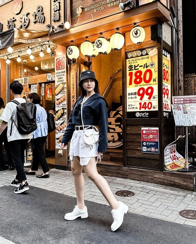 tam-di-nhatda-co-ai-lat-dat-tim-tam-ngocthanhtam-ngocthanhtamwears-ootd-miumiu-prada-1749790488.webp