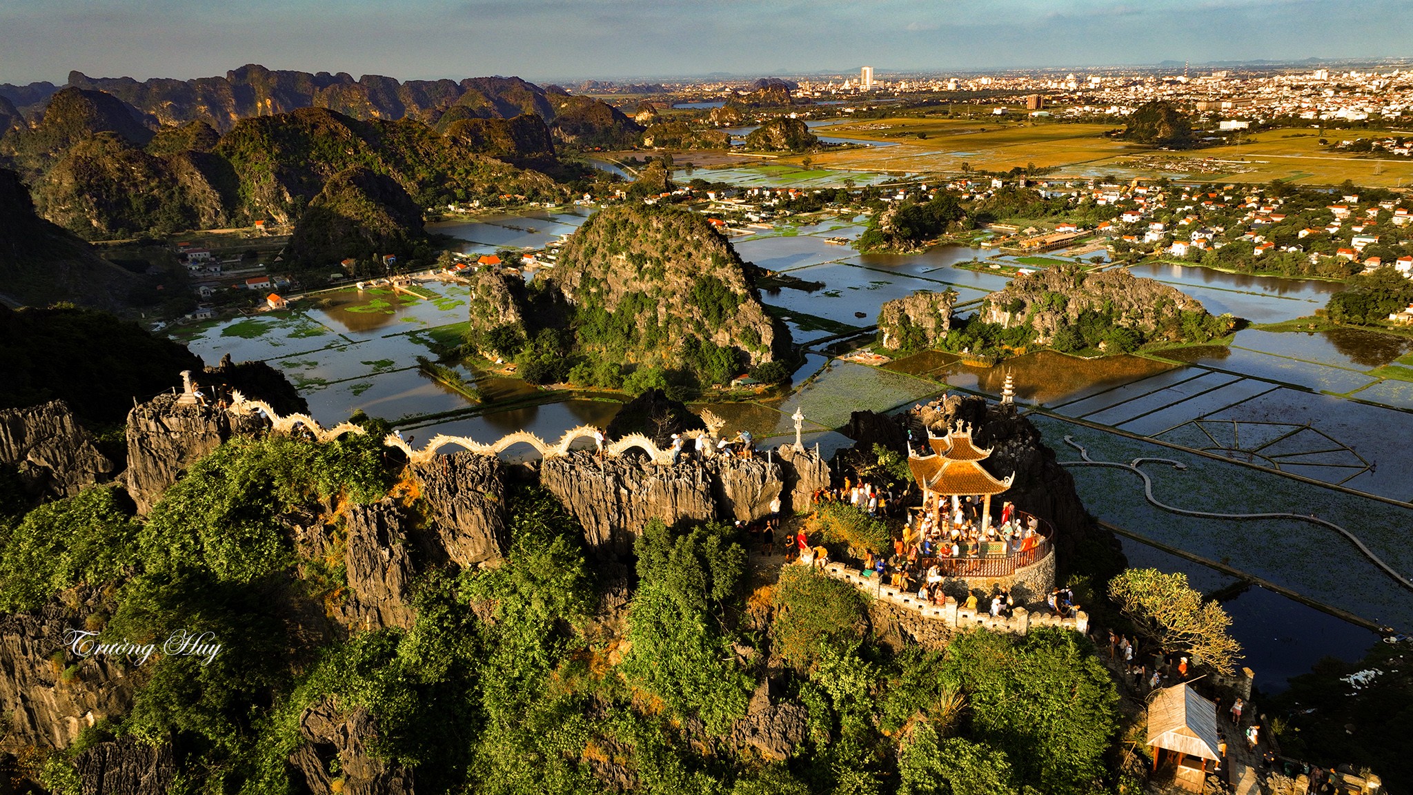 ninh-binh-2-1751042534.jpg