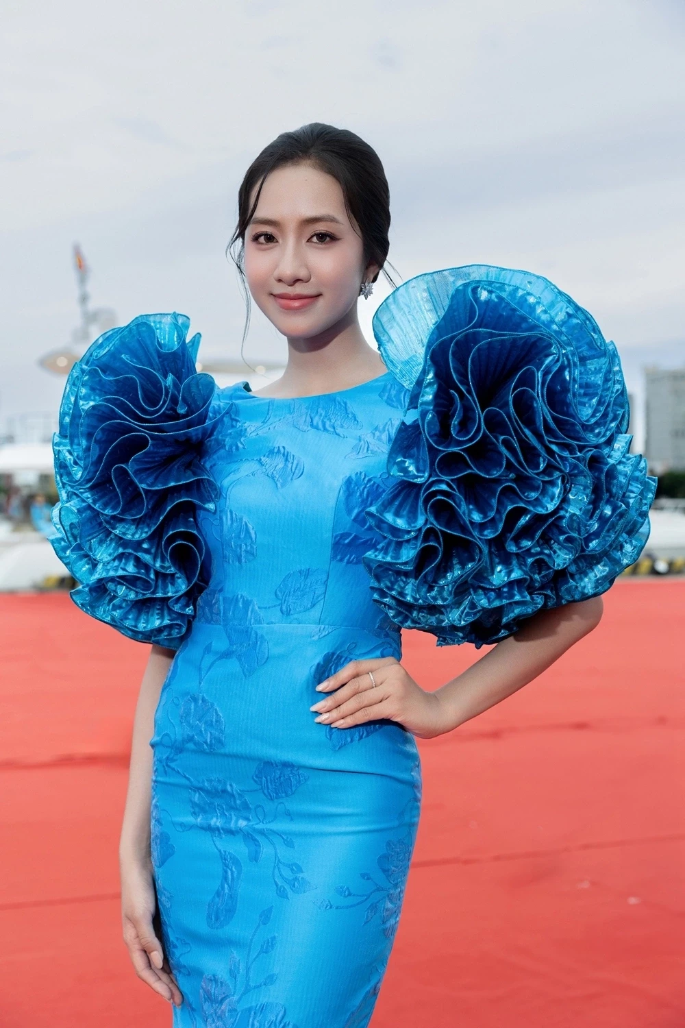 dan-sao-du-show-thoi-trang-ben-9511-5517-1753082259-1753094162.webp