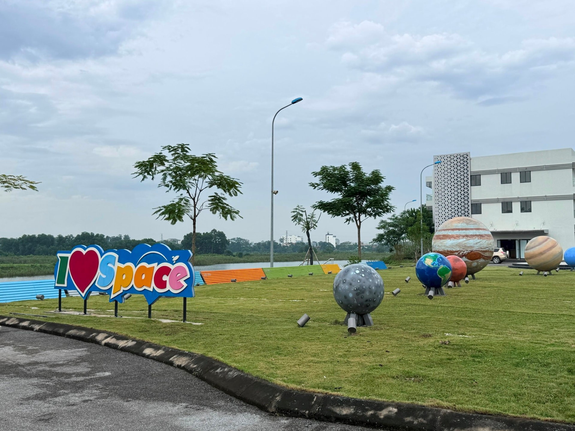bao-tang-vu-tru-08-1755922452.jpg