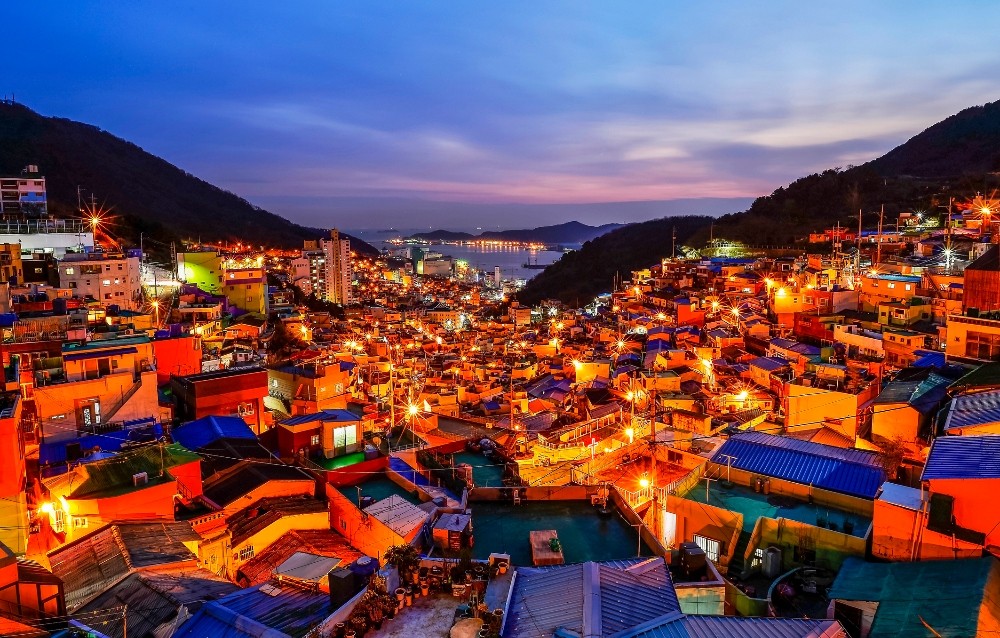 lang-van-hoa-gamcheon-busan-ve-dem-busan-1-1-1756975076.jpg