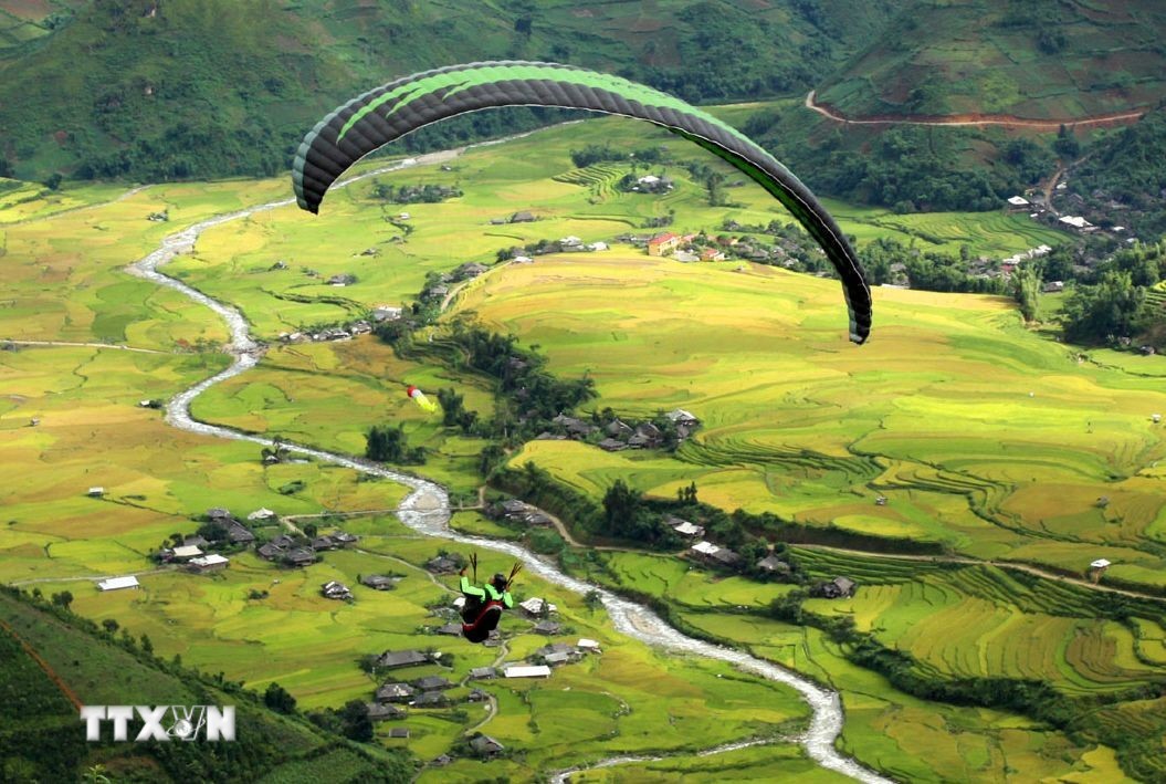 lao-cai-nhay-du-1758095560.jpg