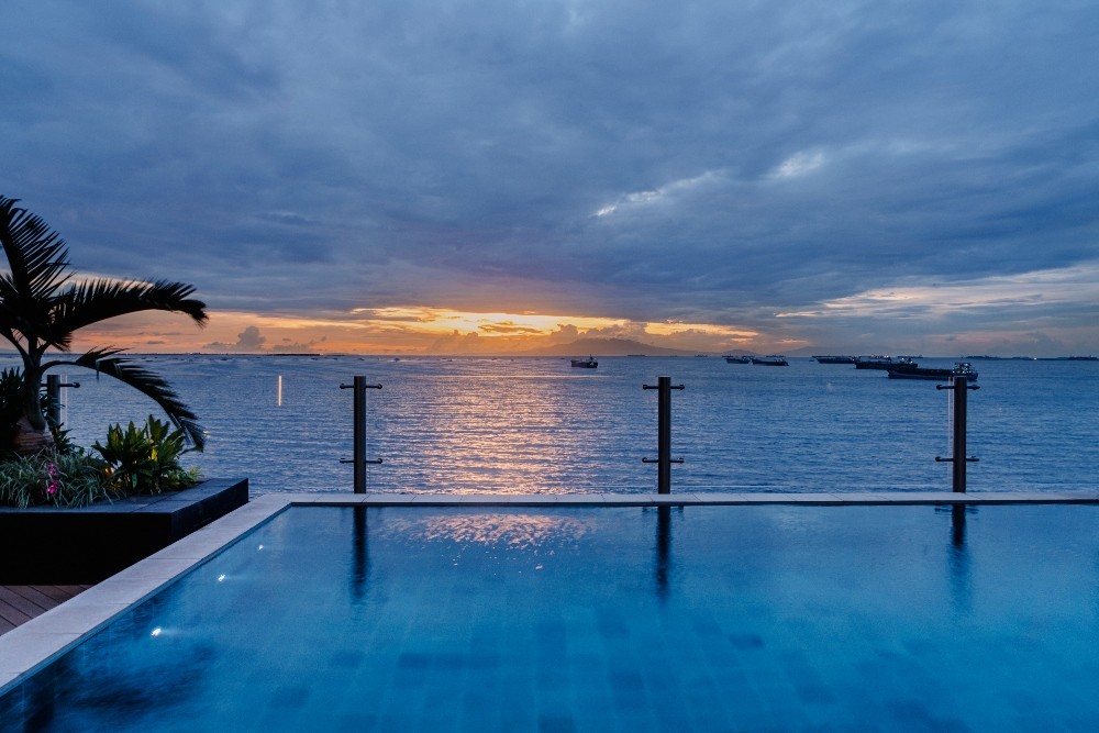 villa-sunset-1-1759289375.jpg