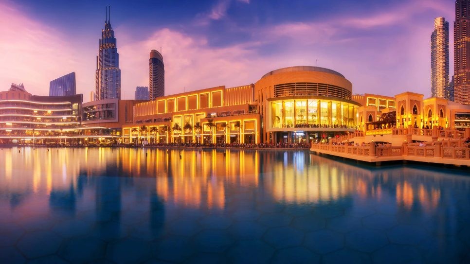 ae00108-2-dubai-mall-1759898829.jpg
