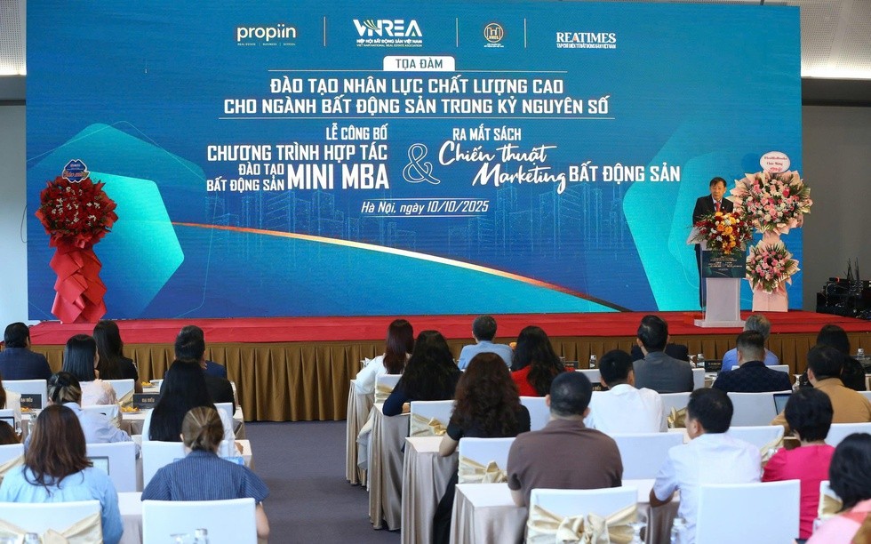 toan-canh-1760108240.jpg