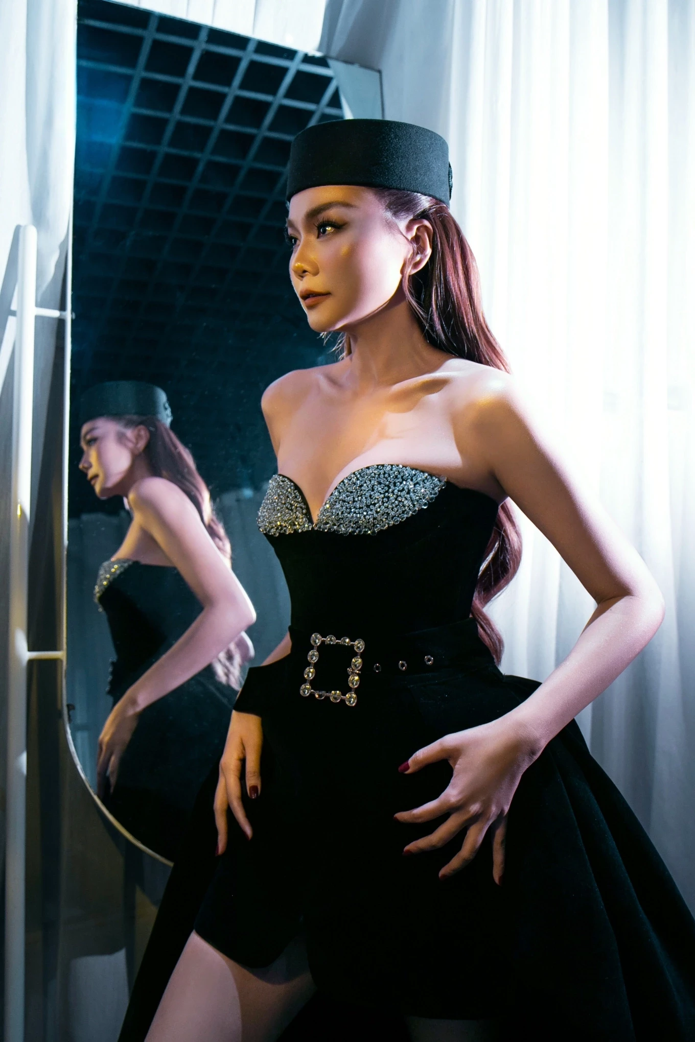 the-reflection-su-phan-chieu15-1602-7829-1760240191-1760250493.webp