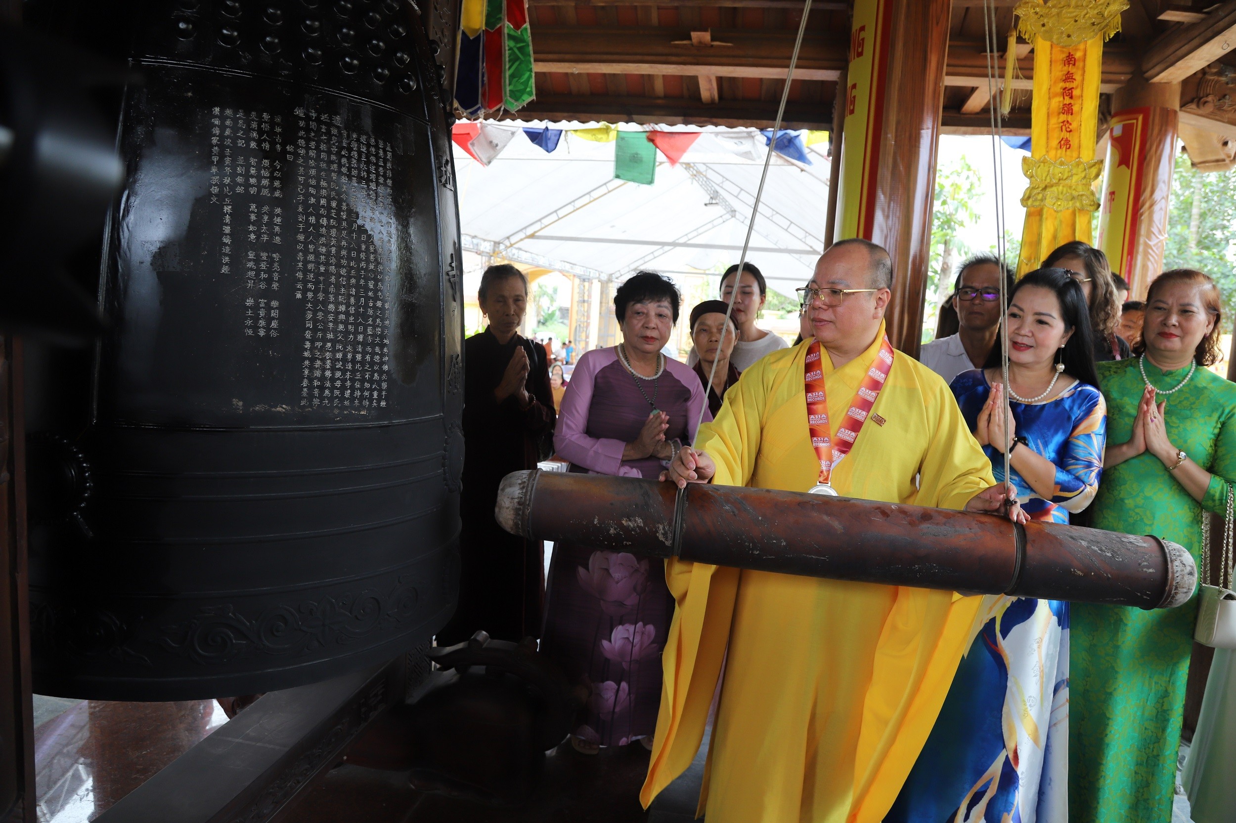 8-quang-chuong-1777820289.jpg