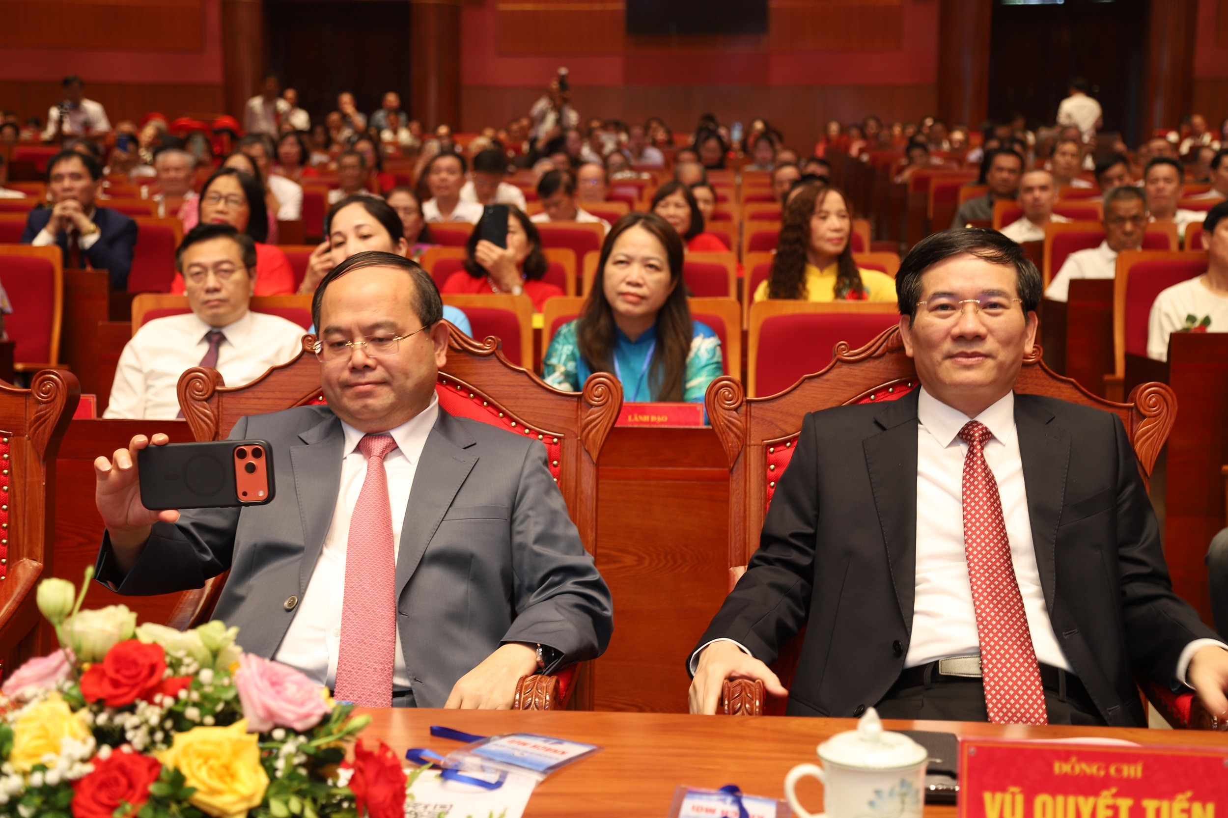 4-dai-bieu-2-1783518126.jpg