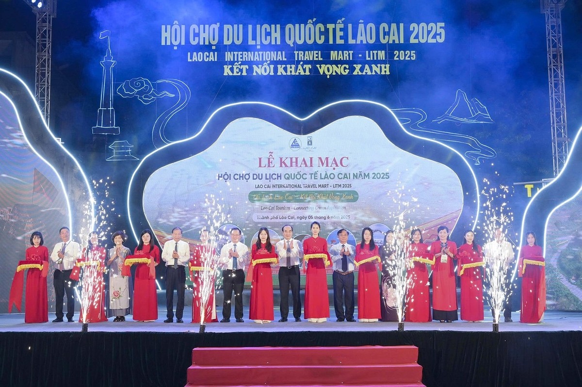 hoi-cho-15-221711-529-064049-1784705118.jpg
