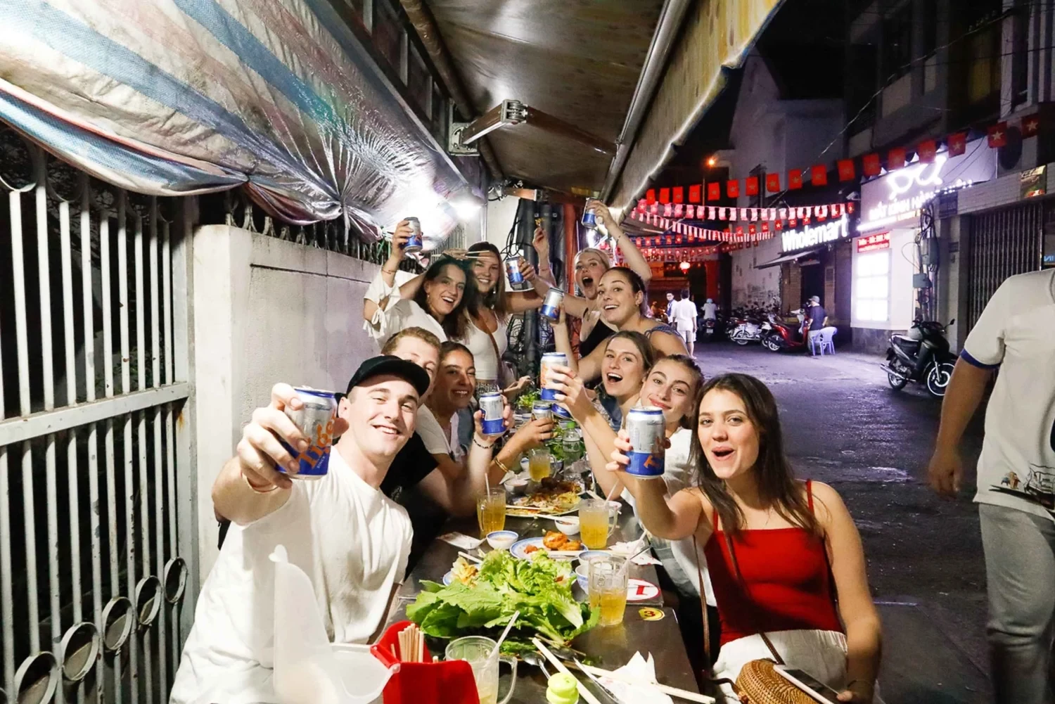 ho-chi-minh-city-private-street-food-evening-walking-tour-6755756-1785924053.webp