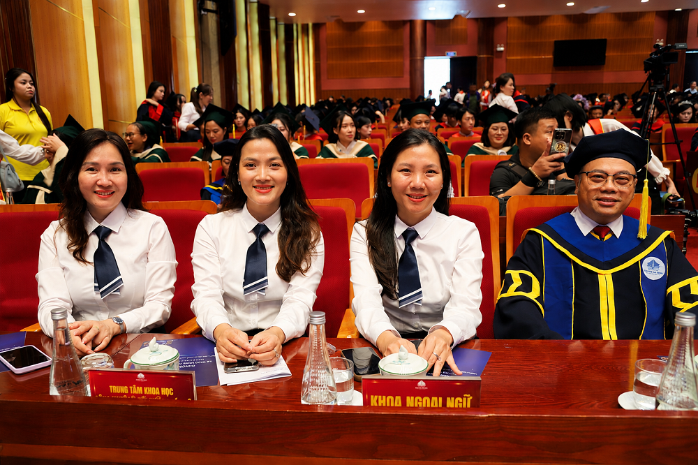 anhe-vien-huong-a-1786367590.png