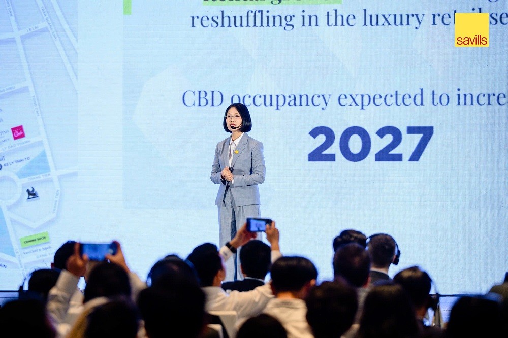 ba-do-thi-thu-hang-giam-doc-cap-cao-bo-phan-nghien-cuu-va-tu-van-savills-ha-noi-1786674417.jpg