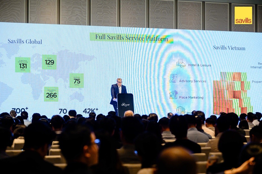 ong-matthew-powell-giam-doc-savills-ha-noi-1786674417.jpg