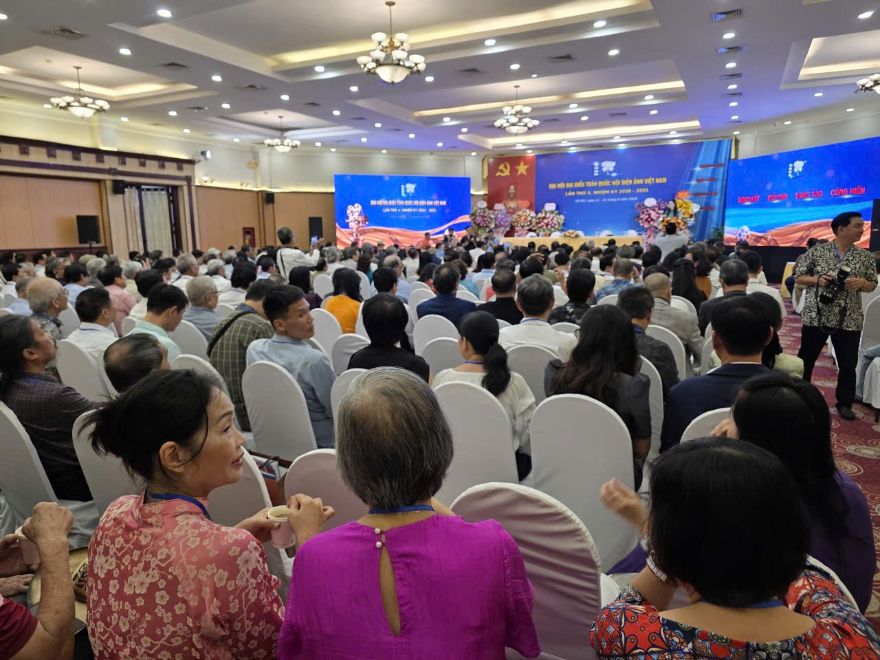 178toan-canh-1787494987.jpg