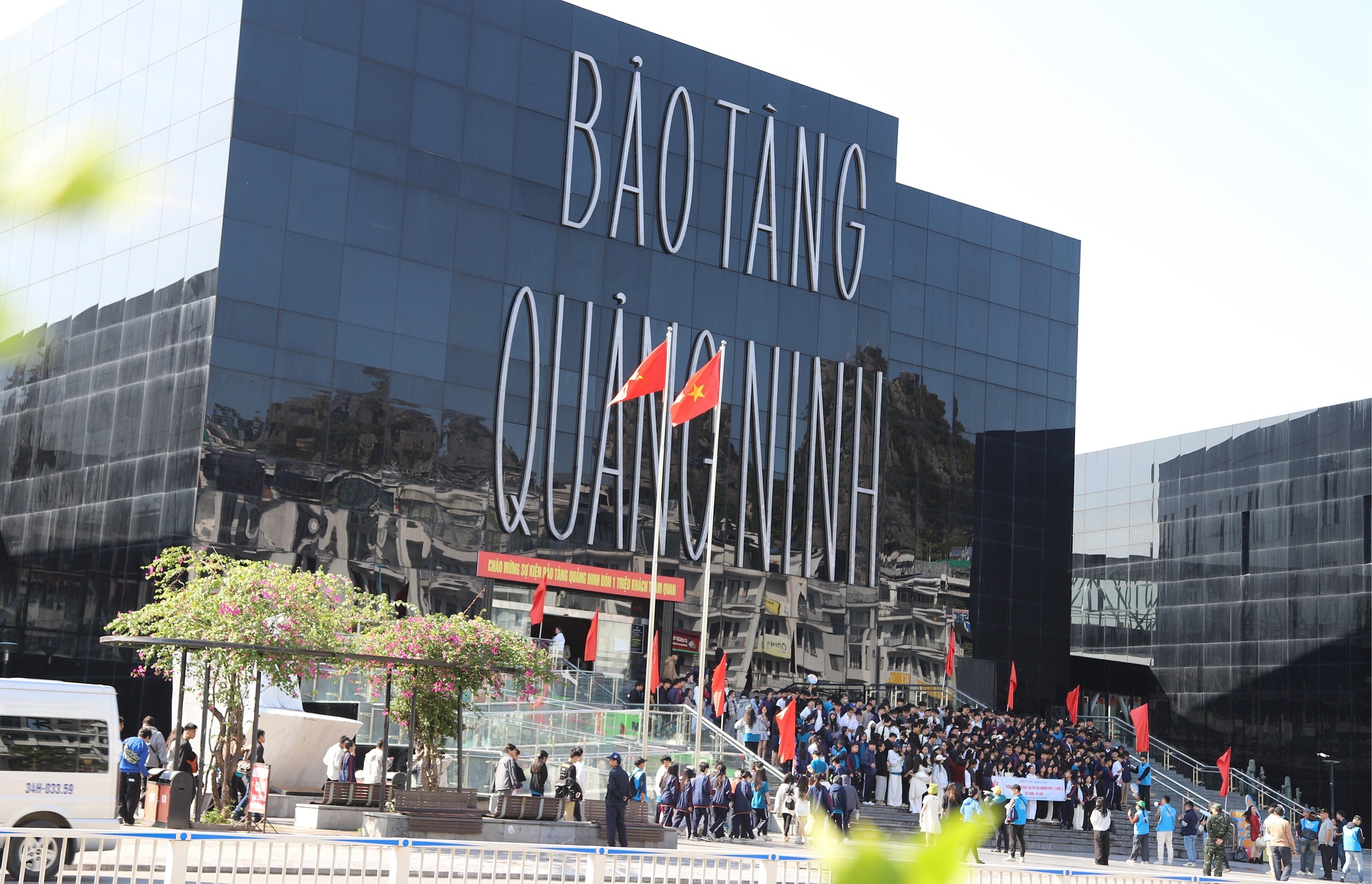 bao-tang-qn-1788349437.jpg