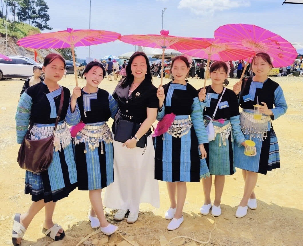 sl-cac-co-gai-mong-1788425943.jpg