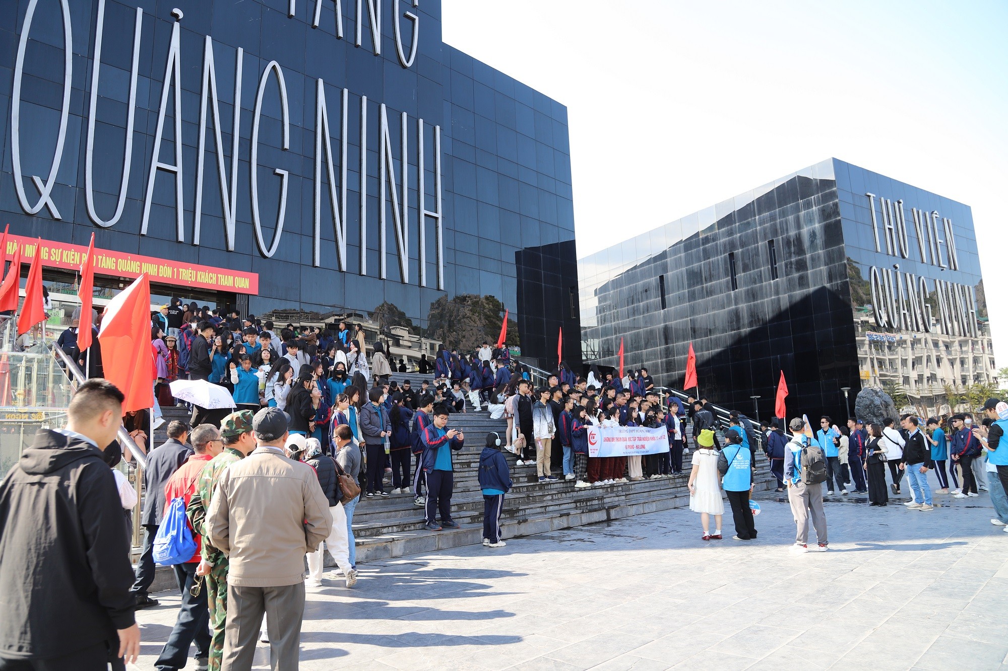bao-tang-qn2-1790050330.jpg