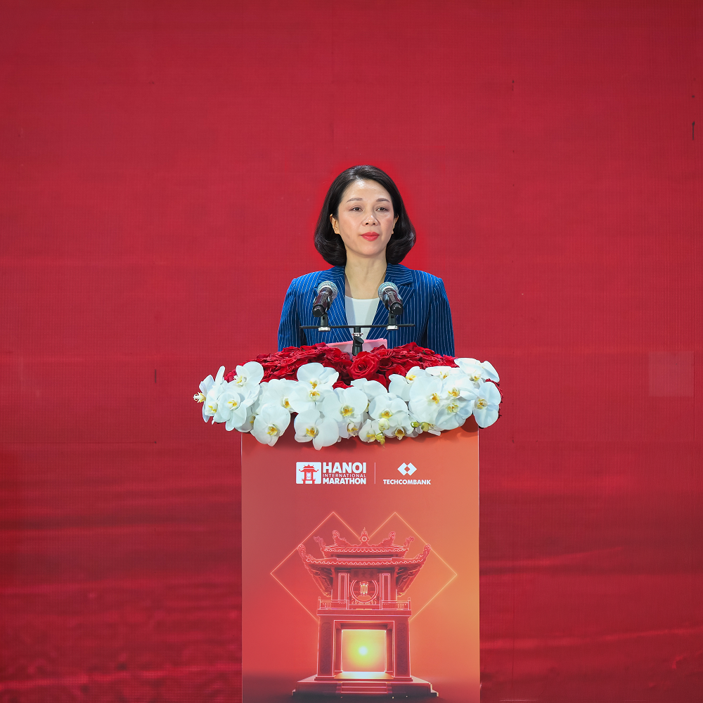 ba-vu-thu-ha-phat-bieu-tai-hop-bao-2-1790991168.png