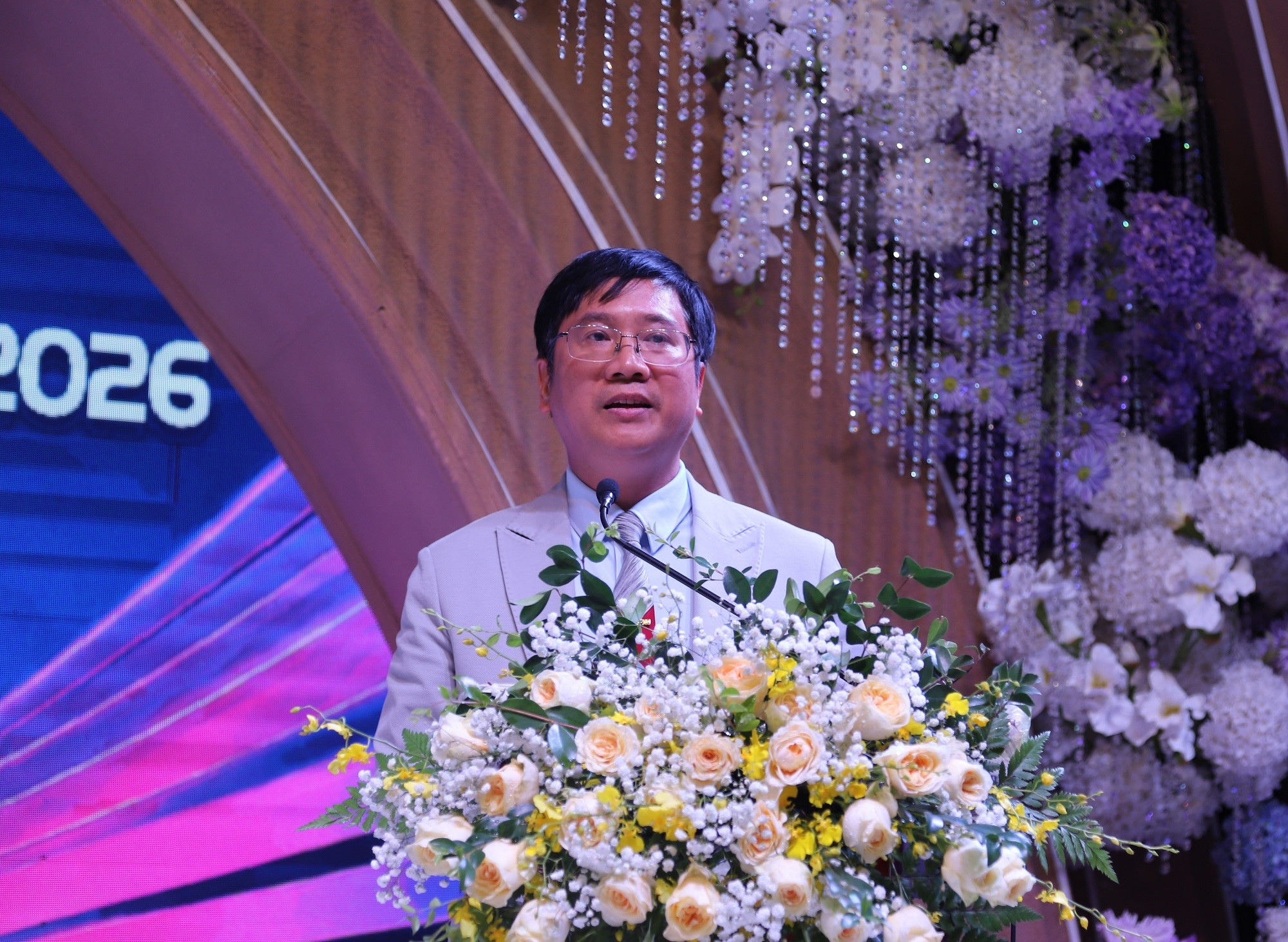 don-nguoi-2b-1791633832.jpg