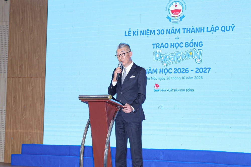 anh3-ong-yasuyuki-sagami-30-nam-quy-doraemon-8-1793373895.jpg