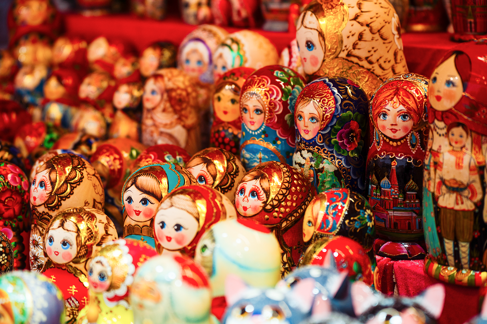 bup-be-matryoshka-tai-trung-tam-thuong-mai-gum-moscow-1793352878.png