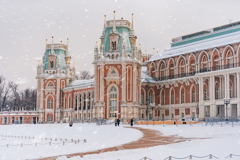 cung-dien-tsaritsyno-moscow-1793351308.jpg