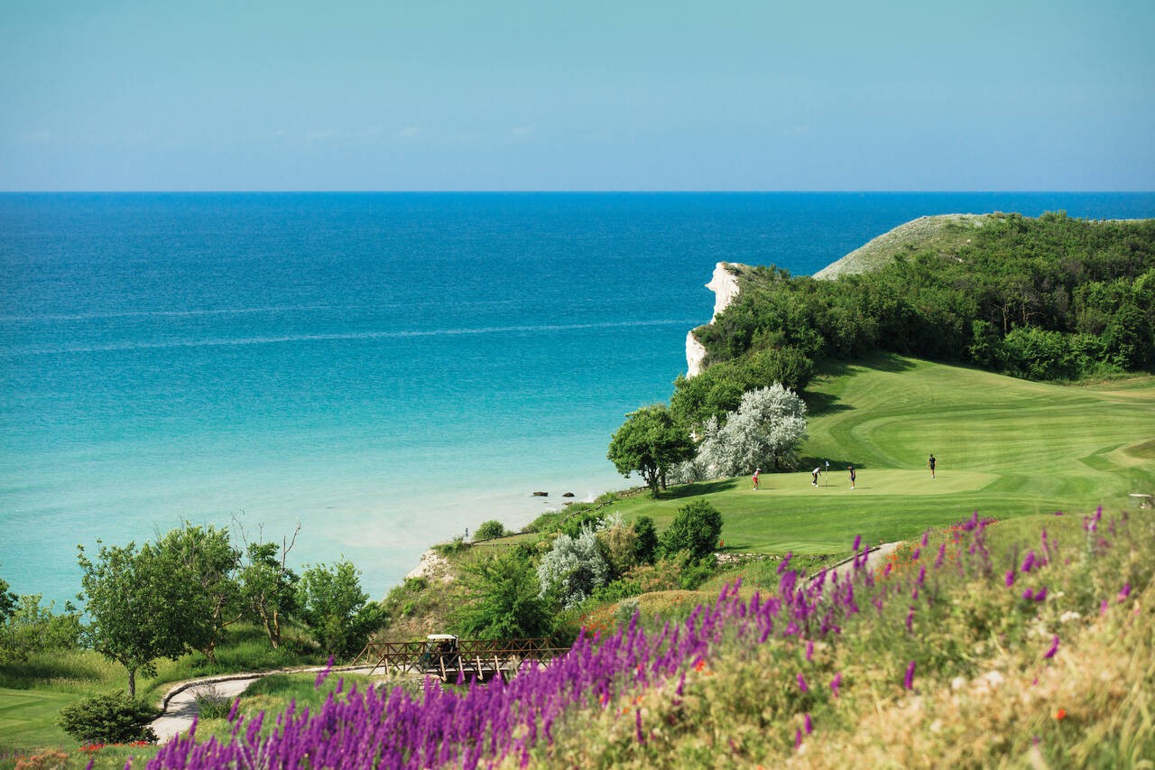 thracian-cliffs-golf-beach-resort-130044-1280-1280-70-0-0-0-1754624052.jpg