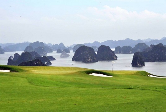 4 khu nghỉ dưỡng kết hợp sân golf Việt lọt top "hàng đầu thế giới"