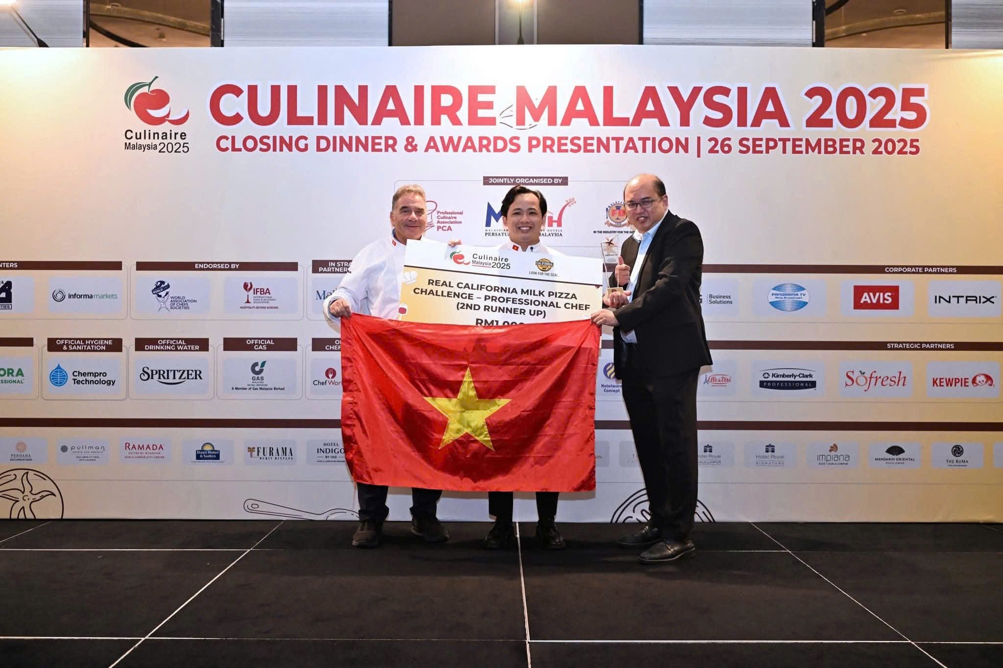 Đội tuyển ẩm thực Việt Nam tỏa sáng ở MAMEE CULINARY CUP 2025: Nâng tầm giá trị ẩm thực bền vững