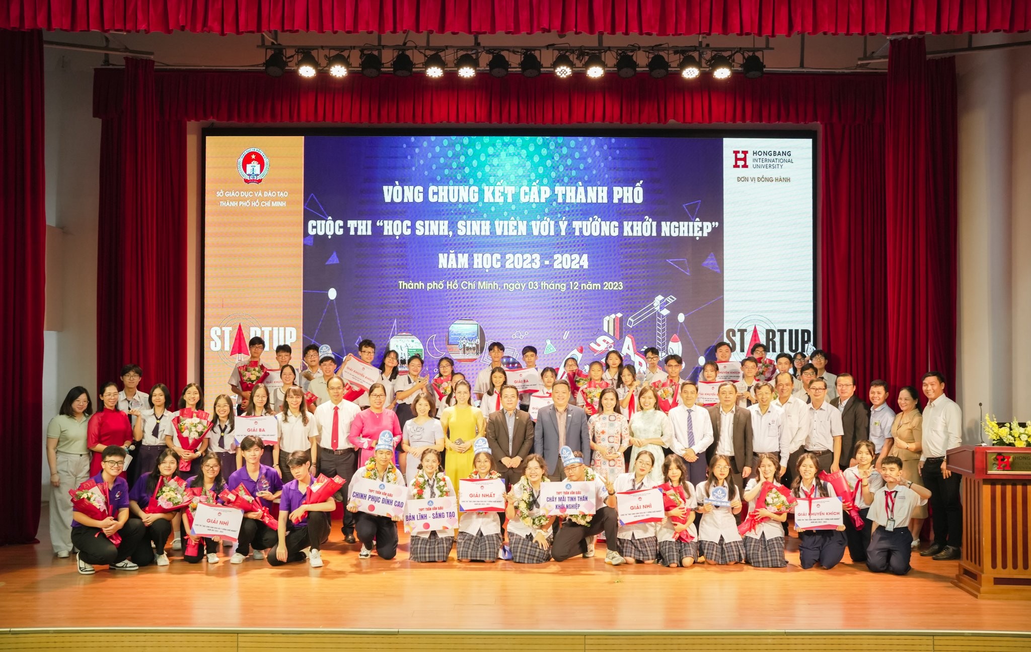 Trường THPT Trần Văn Giàu đạt giải Nhất cuộc thi “Học sinh, sinh viên với ý tưởng khởi nghiệp” TP.HCM 2023