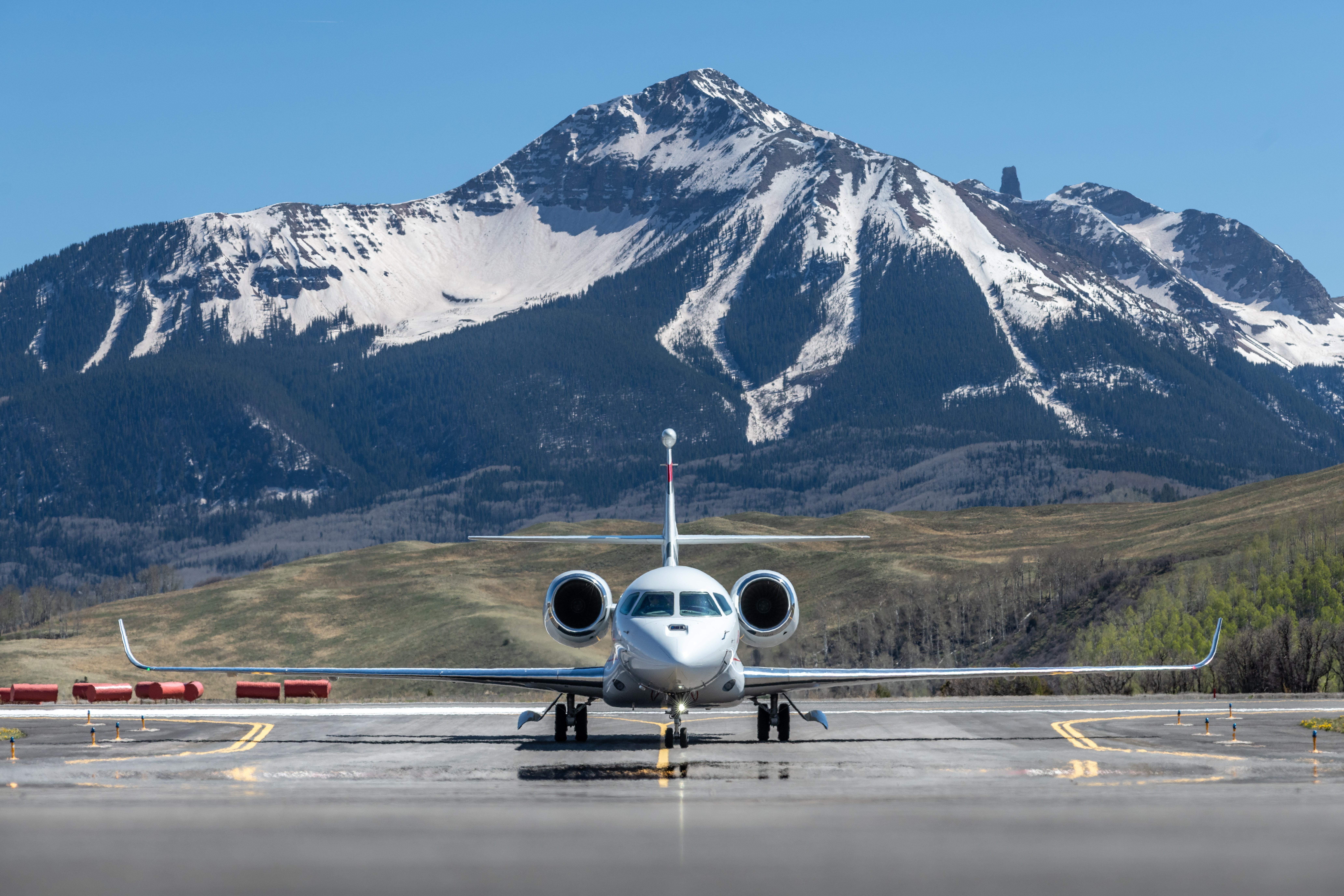 falcon-6x-exterior-front-1783677671.jpg