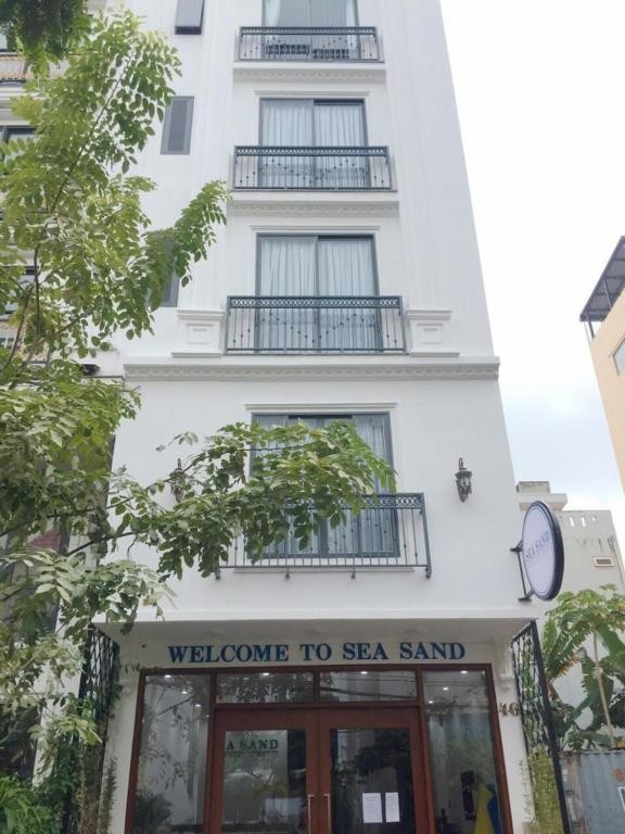 Một khách sạn ở Đà Nẵng bị phạt 20 triệu đồng do có "vật thể lạ" trong phòng