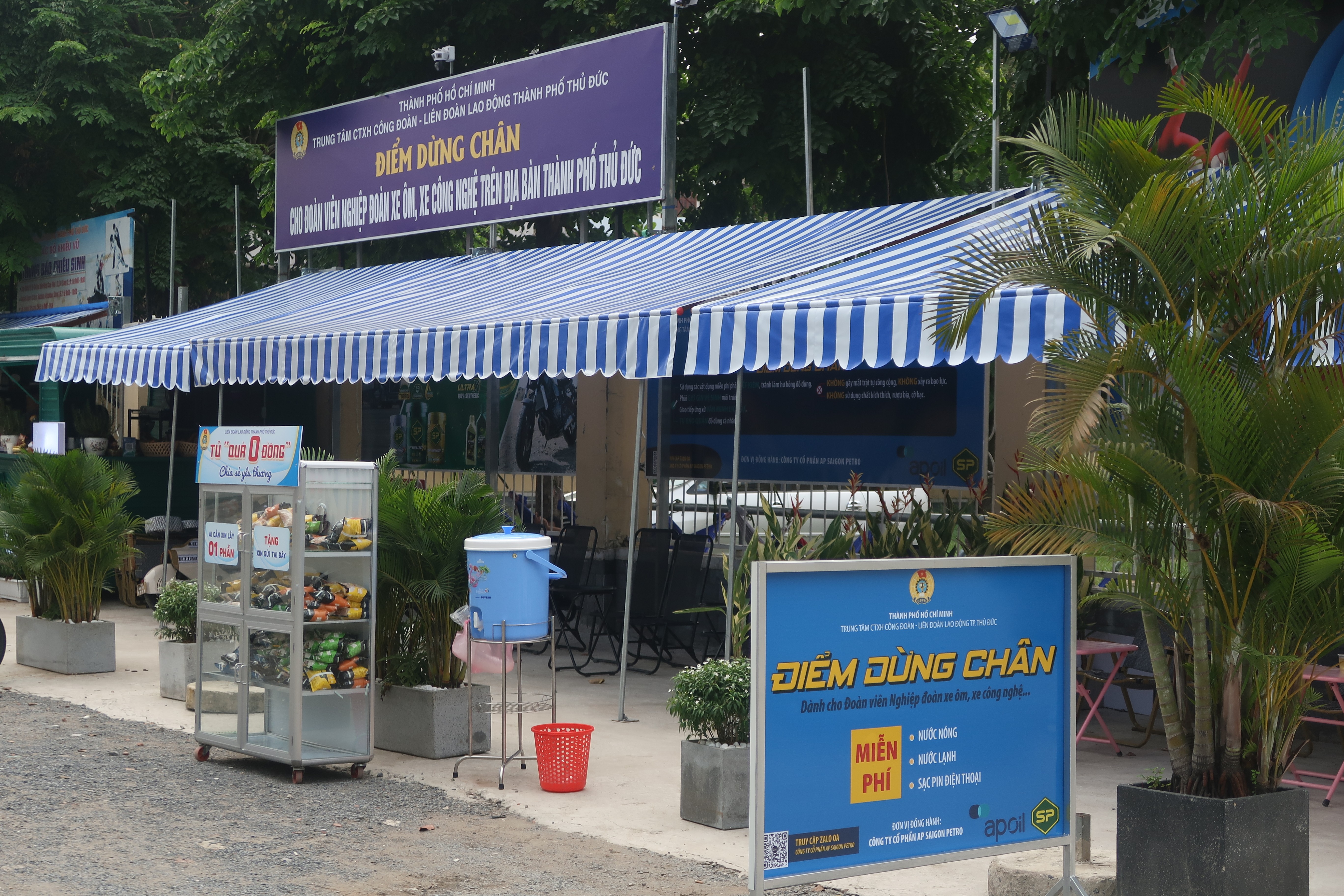 Trạm dừng chân miễn phí: “Cứu cánh” cho các tài xế xe ôm tại TP Thủ Đức
