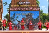 Về Tháp Đôi, nghe di sản kể chuyện