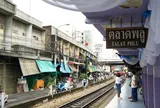 Khu chợ ẩm thực "nổi như cồn" khi xuất hiện trong bộ phim "Gia tài của ngoại"